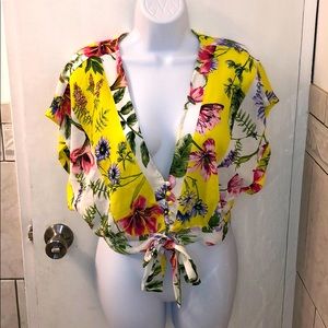 Sheer cropped floral top for summer in size medium
